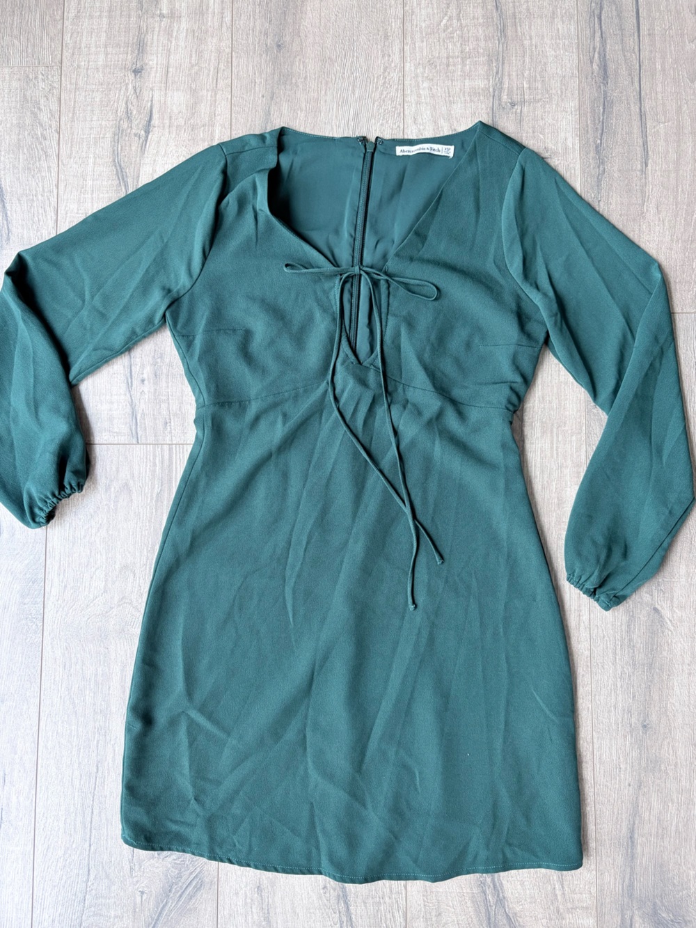 Abercrombie Women's Long-Sleeve Strappy Mini Dress in Dark Green XS Petite